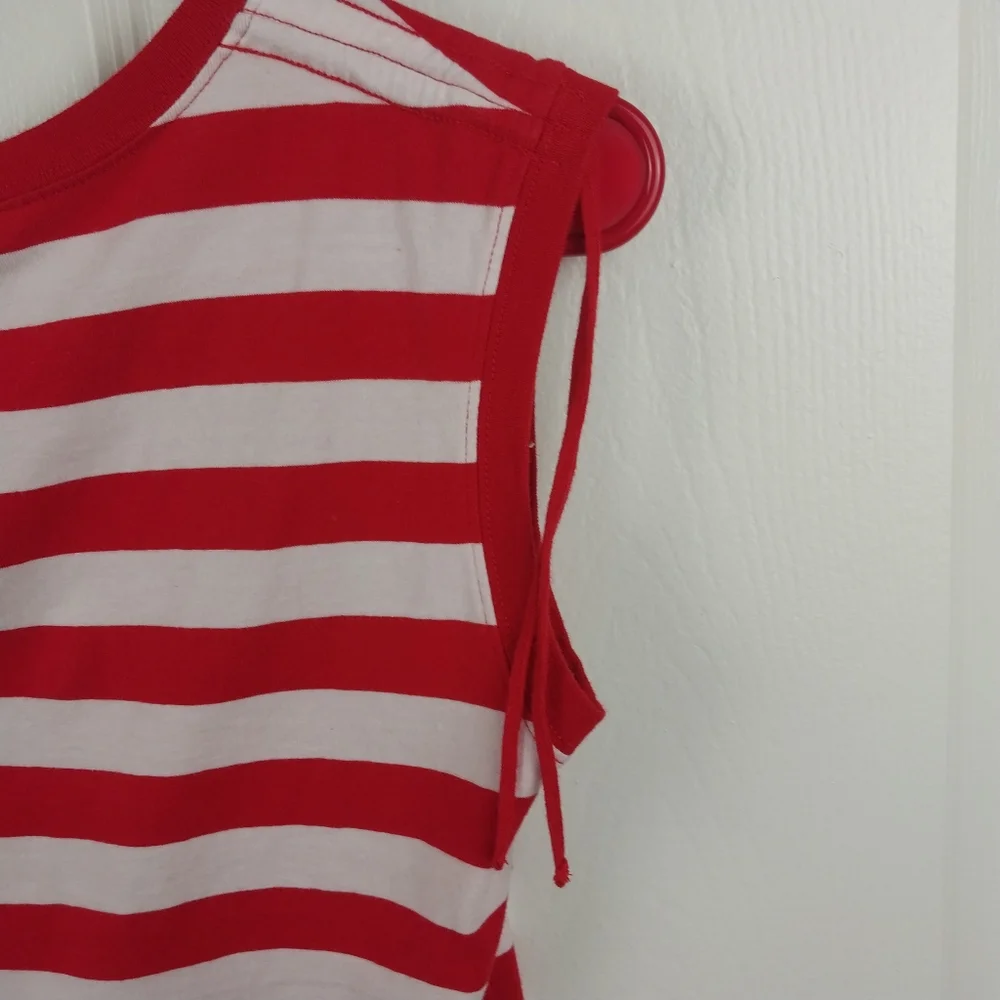 Abercrombie and Fitch Women's Medium Red and White Striped Sleeveless Tank Top - Picture 7 of 7